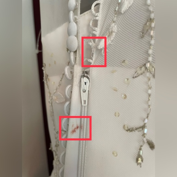 David’s Bridal Michaelangelo Wedding Dress - Picture 5 of 7